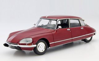 1/18 1973 Citroen DS 23