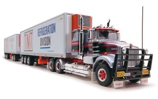 1/64 TNT Freighter Triple