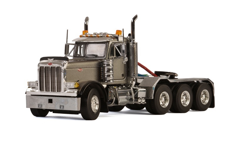 1/50 Peterbilt 379 8x4